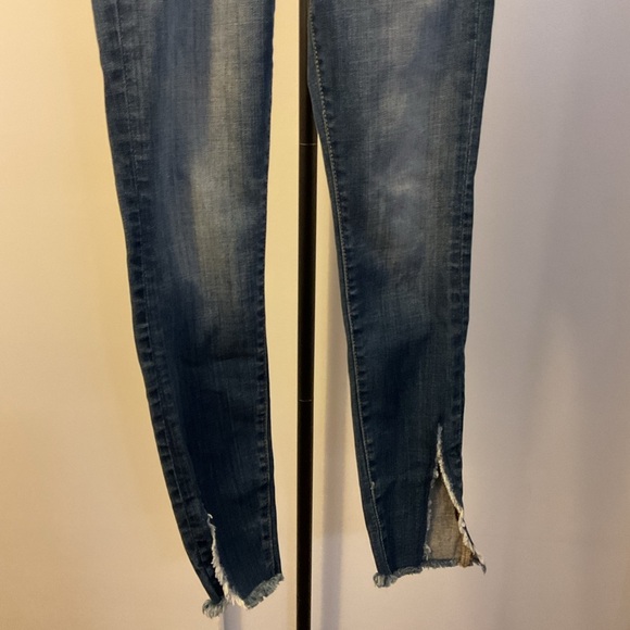 10. True Religion Mid Rise Super Skinny Classic Blue Jeans Size 27 - Picture 2 of 15